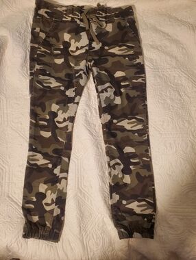 Juniors Camo Jogger Pants - Olive Green Y2K  Tie Waist Front & Back Pockets